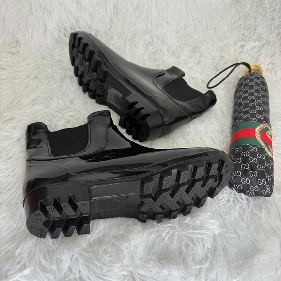 New “Raine” boots - Picture 5 of 6